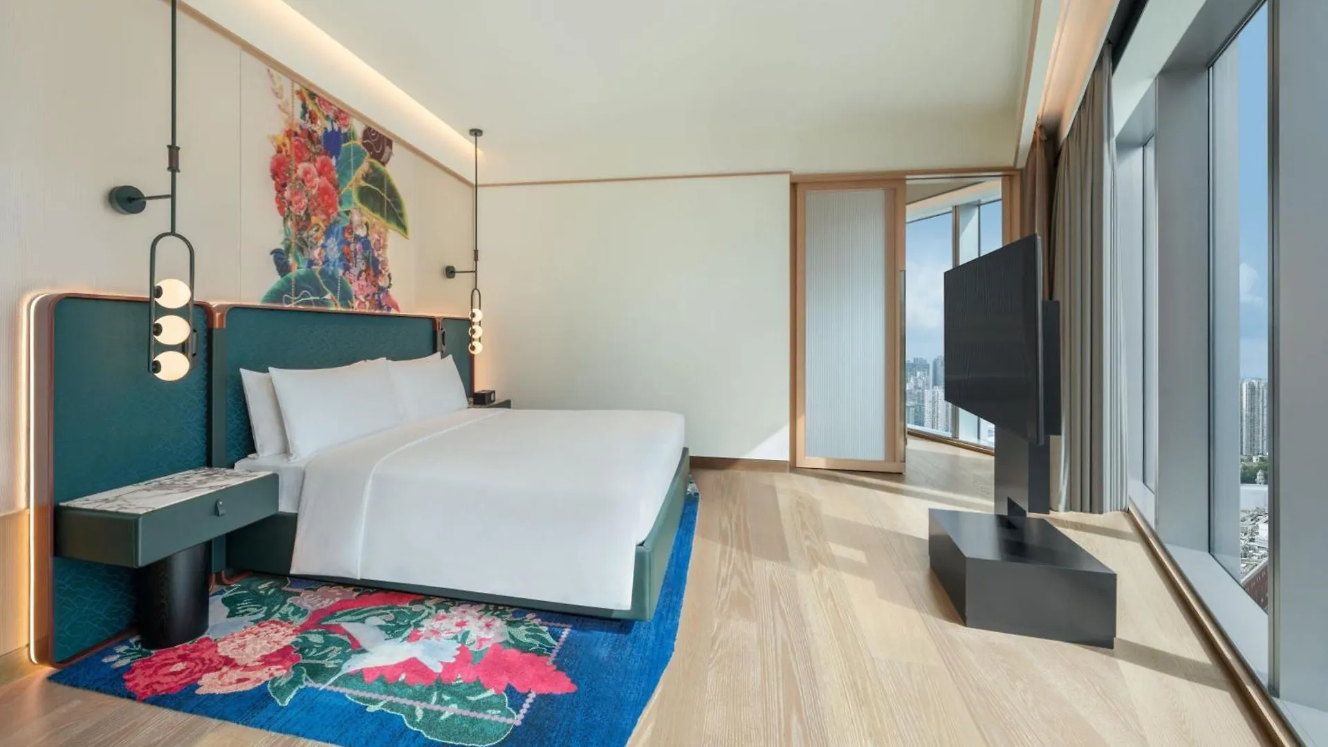 W Macau - Studio City 5*,